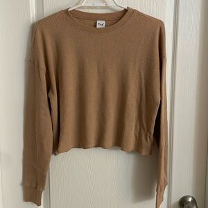 Aritzia TNA Thermal Top Size XS Excellent Condition.